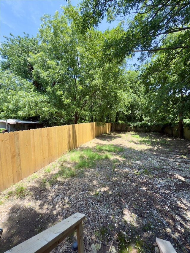 625 S Montgomery St, Sherman, TX 75090 - view of fenced backyard