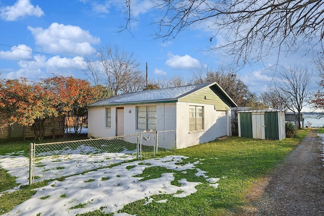 view of outbuilding