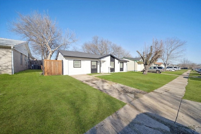 view of front of house with a front lawn