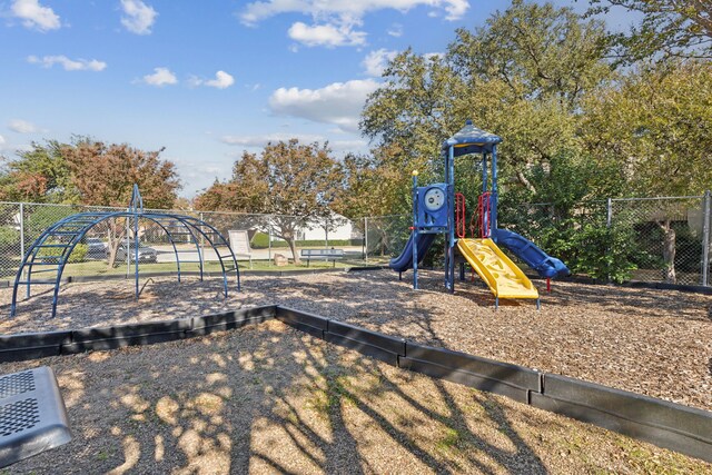 9728 Amberton Pkwy, Dallas, TX 75243 - view of community jungle gym