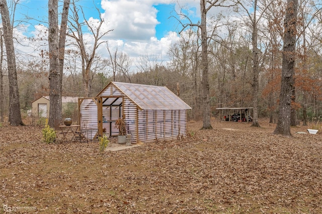 view of outbuilding