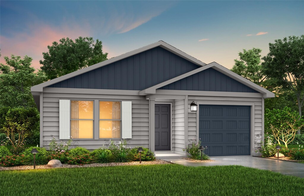 1954 Crawford St, Graham, TX 76450