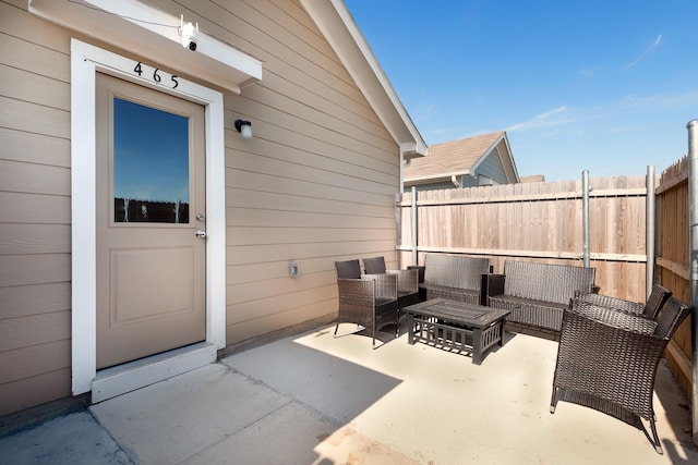 view of patio featuring an outdoor hangout area