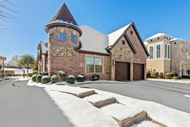 view of front of home featuring a garage