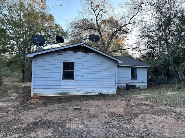 708 Ellington St, Atlanta, TX 75551 - view of back of house