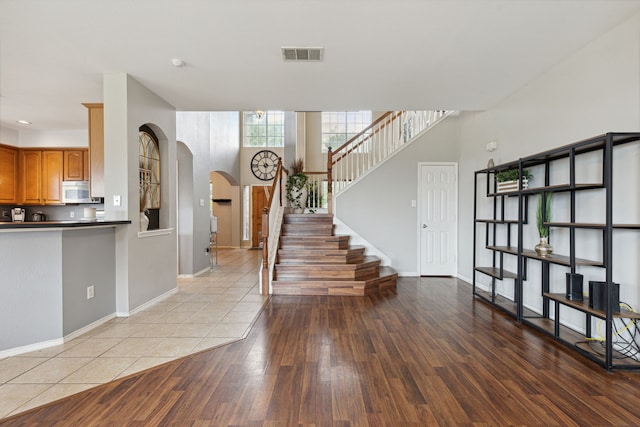 view of tiled entryway