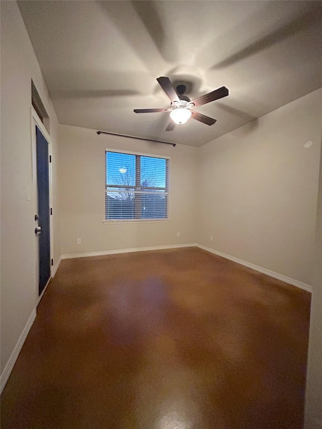 empty room with ceiling fan