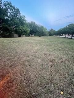 Listing photo 2 for 2042 Highland Forest Dr, Highland Village TX 75077