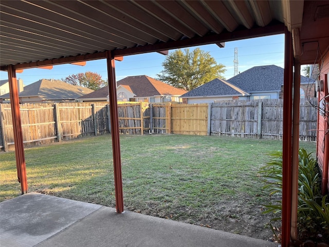 view of yard with a patio