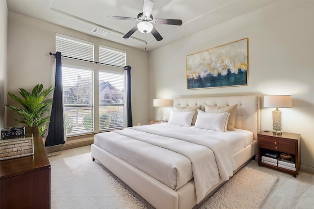 bedroom with ceiling fan