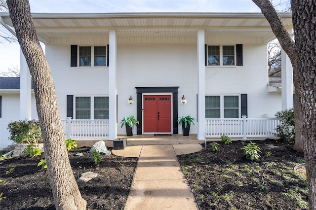 view of front of house with a porch