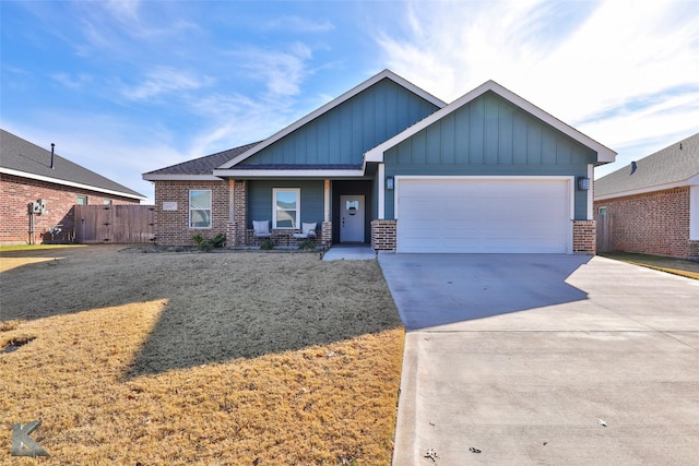 craftsman-style house featuring a garage