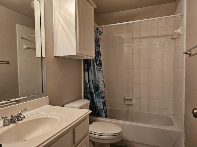 full bathroom featuring shower / tub combo with curtain, vanity, and toilet