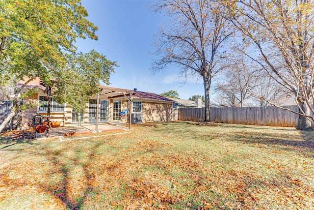 view of yard with a patio