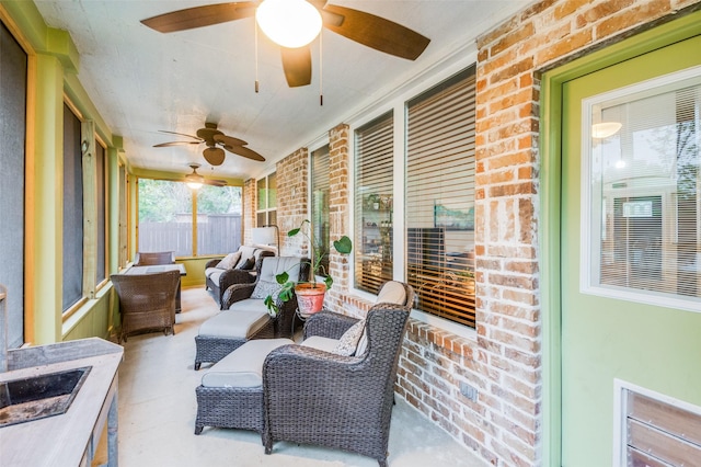 view of sunroom / solarium