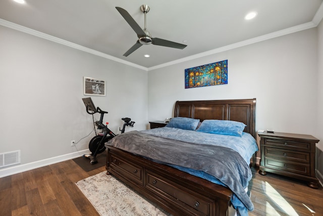 bedroom featuring ceiling fan, crown molding, and dark hardwood / wood-style flooring