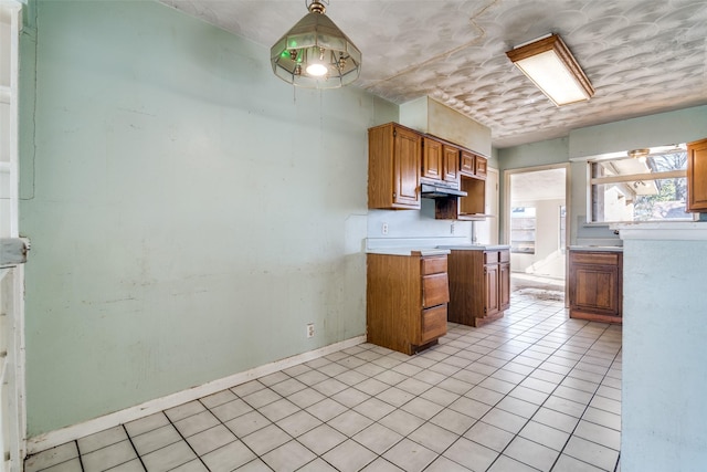 kitchen with decorative light fixtures