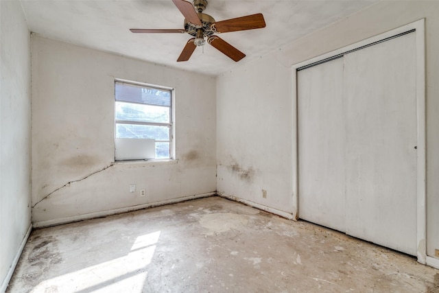 unfurnished bedroom with ceiling fan