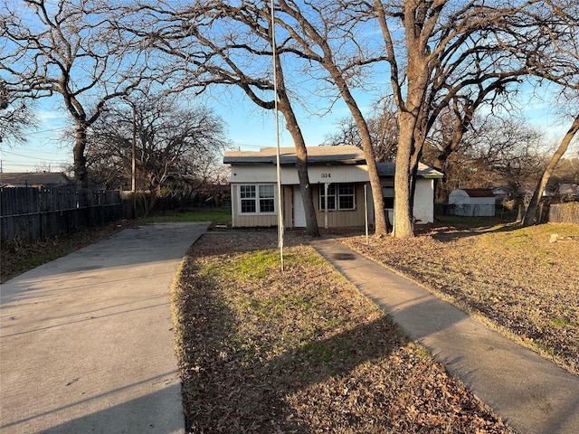 view of front of house