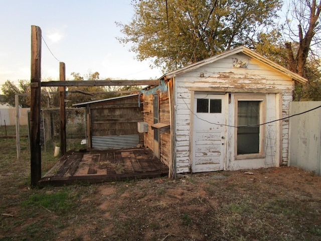 view of outdoor structure