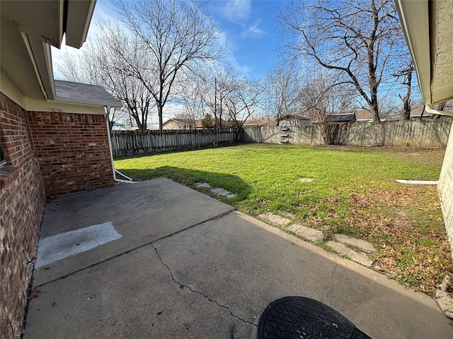 view of yard with a patio