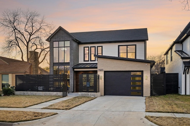 view of front facade with a garage