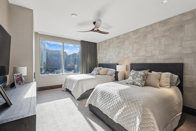 bedroom with ceiling fan