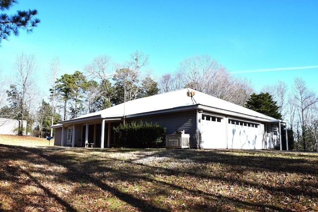 view of home's exterior