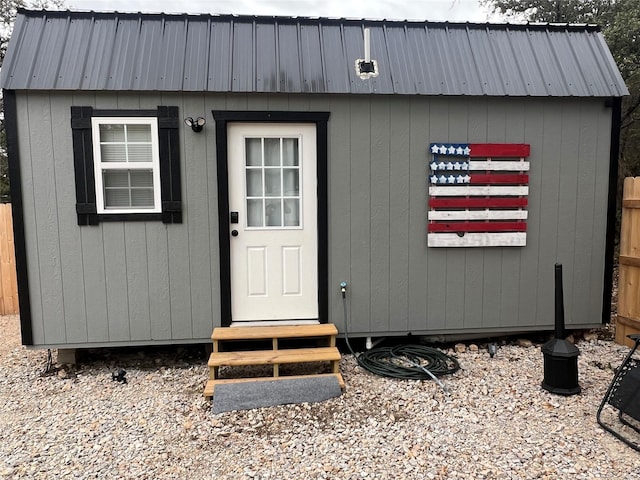 view of outbuilding