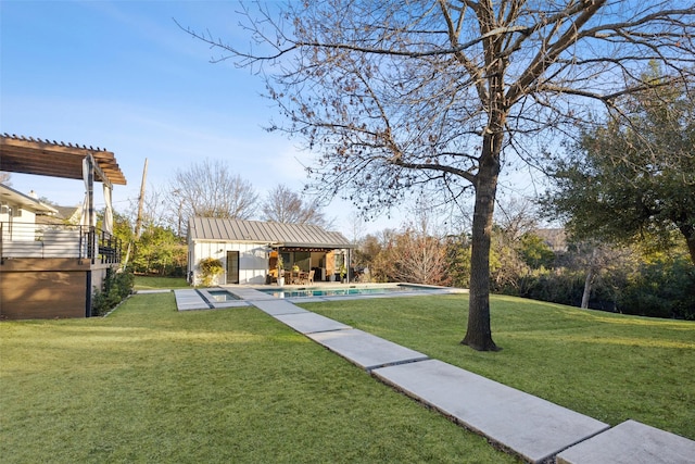 view of yard with a pergola