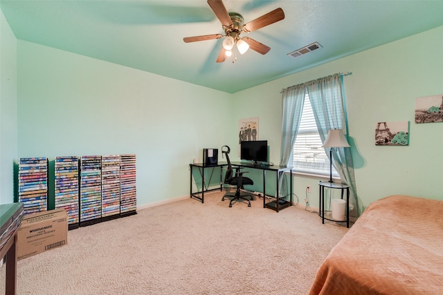 bedroom featuring ceiling fan and carpet flooring