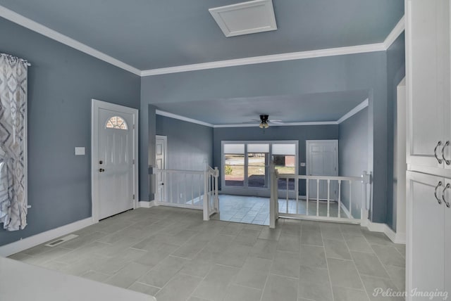 entryway featuring crown molding and ceiling fan