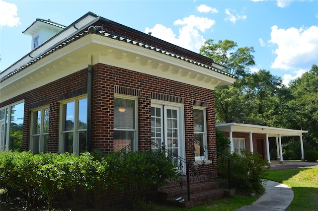 view of side of property