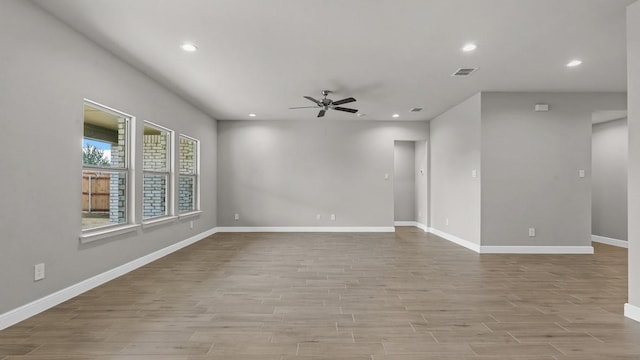 spare room featuring ceiling fan