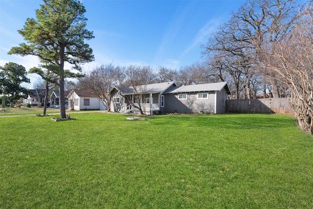 exterior space featuring a yard