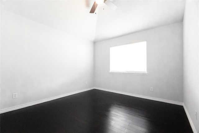 unfurnished room featuring wood-type flooring and ceiling fan