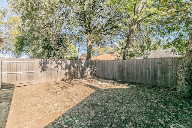 2005 Winewood Ln, Arlington, TX 76013 - view of fenced backyard