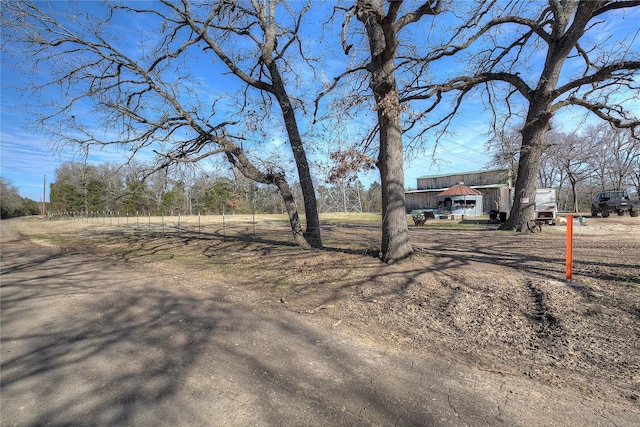 Listing photo 2 for 1453 County Road 1127, Cumby TX 75433