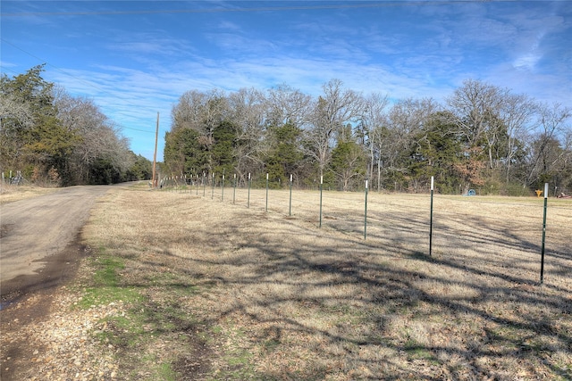 Listing photo 3 for 1453 County Road 1127, Cumby TX 75433