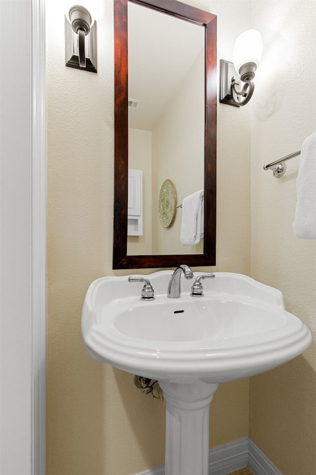 bathroom with sink