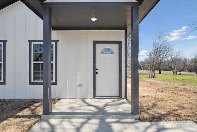 view of property entrance