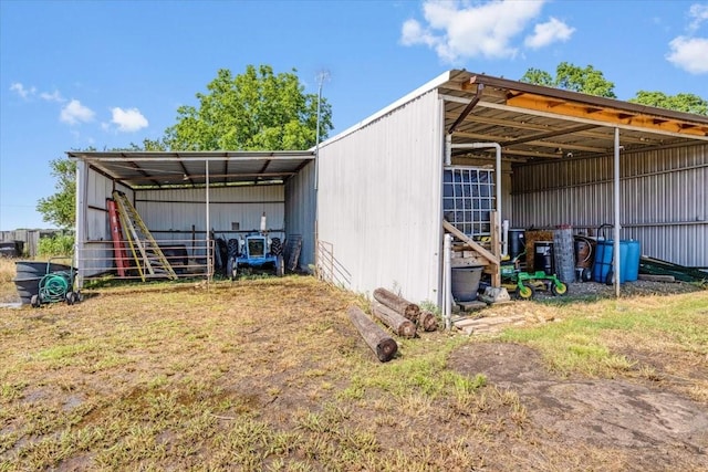 view of outbuilding