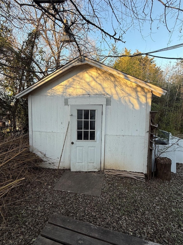 view of outdoor structure