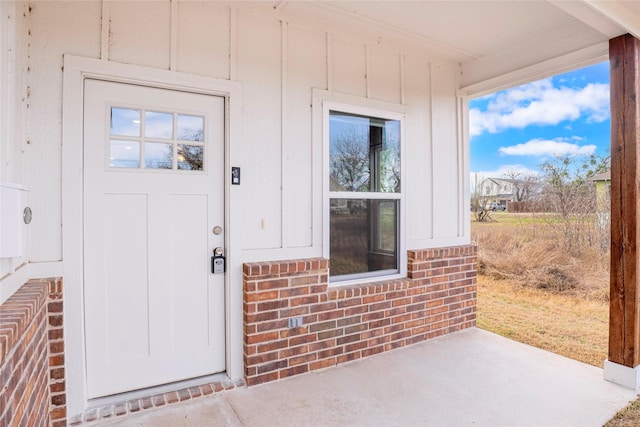 view of entrance to property