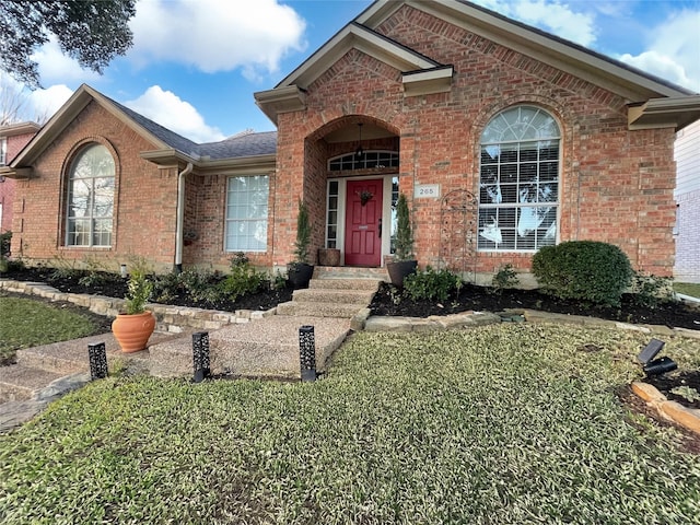 view of front property