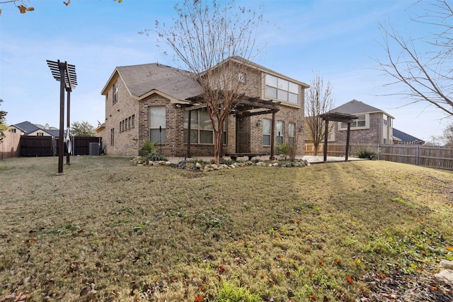 view of front of house with a front yard