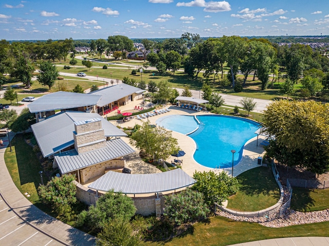 view of swimming pool