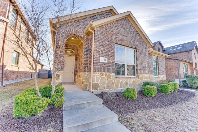 view of front of house