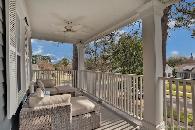 balcony with ceiling fan