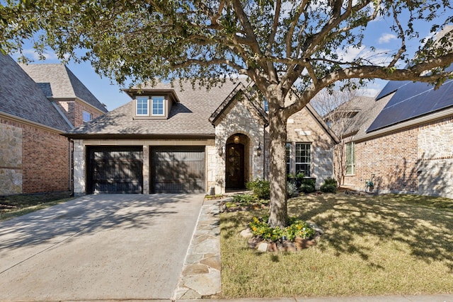 view of front of house with a front yard